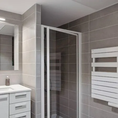 Brand New Splendid 1bed Apt Next To Beach *